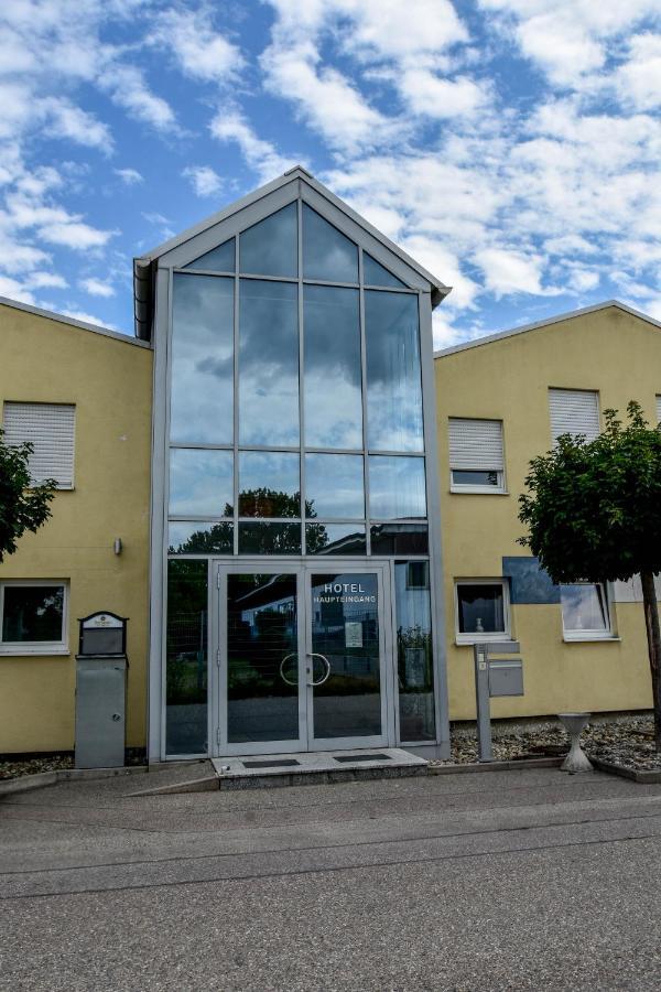 Sporthotel Neuburg Neuburg an Der Donau Exterior foto